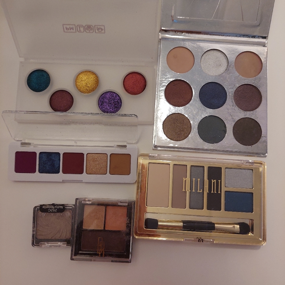 All makeup. Original pallet